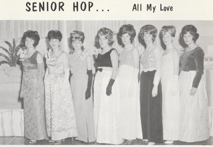 Senior Hop singers