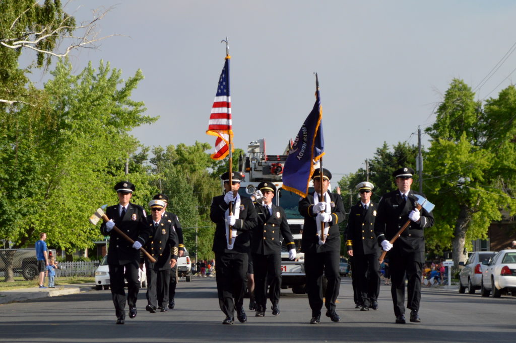 American Fork Fire Department begins the parade. Photo: Nicole Kunze
