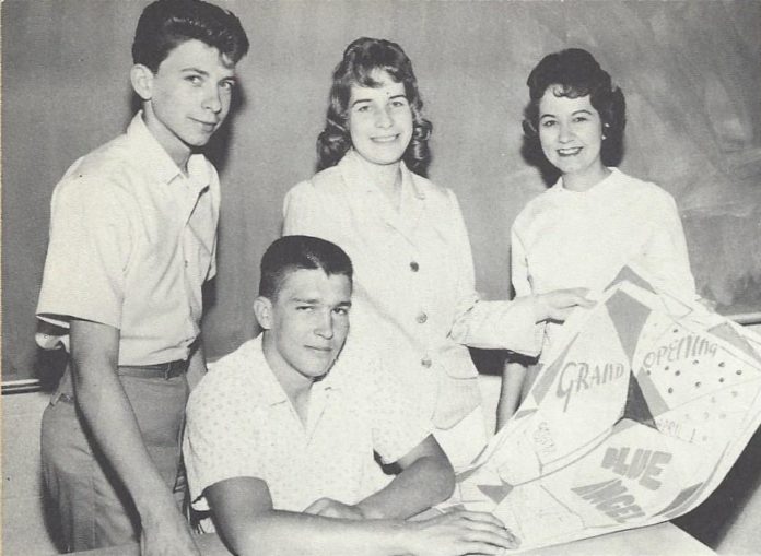 1960 Junior Prom Committee members